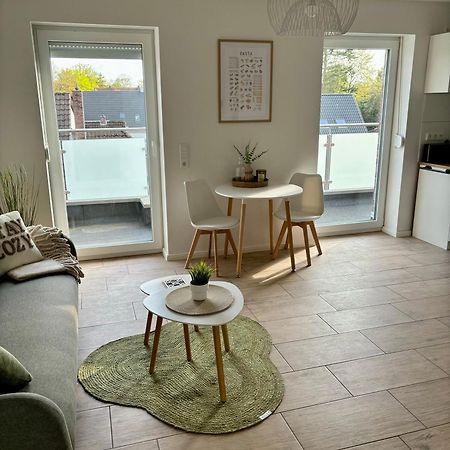 Home & Apart - Apartment Im Herzen Von Kreyenbrueck - Apartment 2 Oldenbourg Extérieur photo